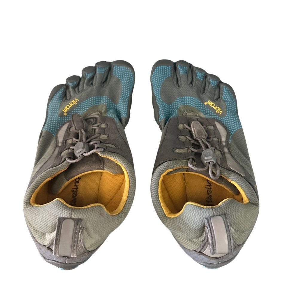 Vibram Men's Blue and Gray FiveFingers Athletic Shoes size 37 women’s 6.5 W356